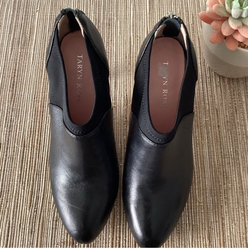 Taryn Rose Shoes Black Leather Zip Ankle Bootie Heels Size 6.5 - Picture 5 of 7